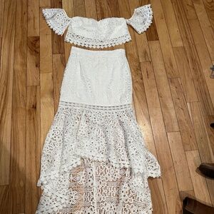 Chic White Lace Off-Shoulder Wedding Dress